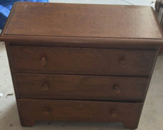 Lot 33: Wooden three-drawer dresser