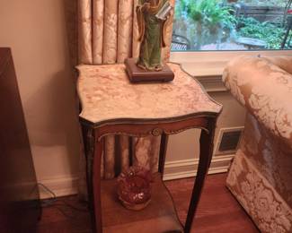 French Louis XV table with Marble Top