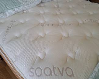QUEEN SAATVA MATTRESS SET