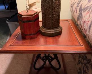 A second matching accent table