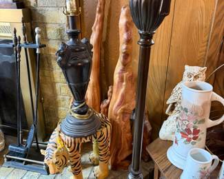 Cypruss pieces, metal base table lamp with lions