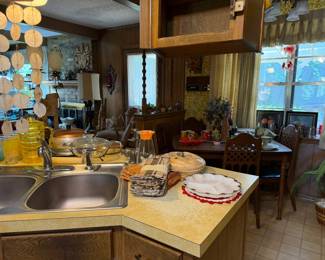Kitchen linens, vintage shell mobile, vintage lemonade drink sets