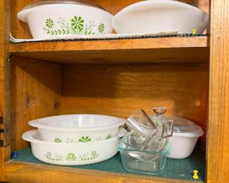 Vintage Glasbake Green Daisy