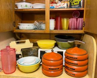 Vintage Lincoln Beautyware Pagoda style stacking canisters 1960's, vintage Pyrex