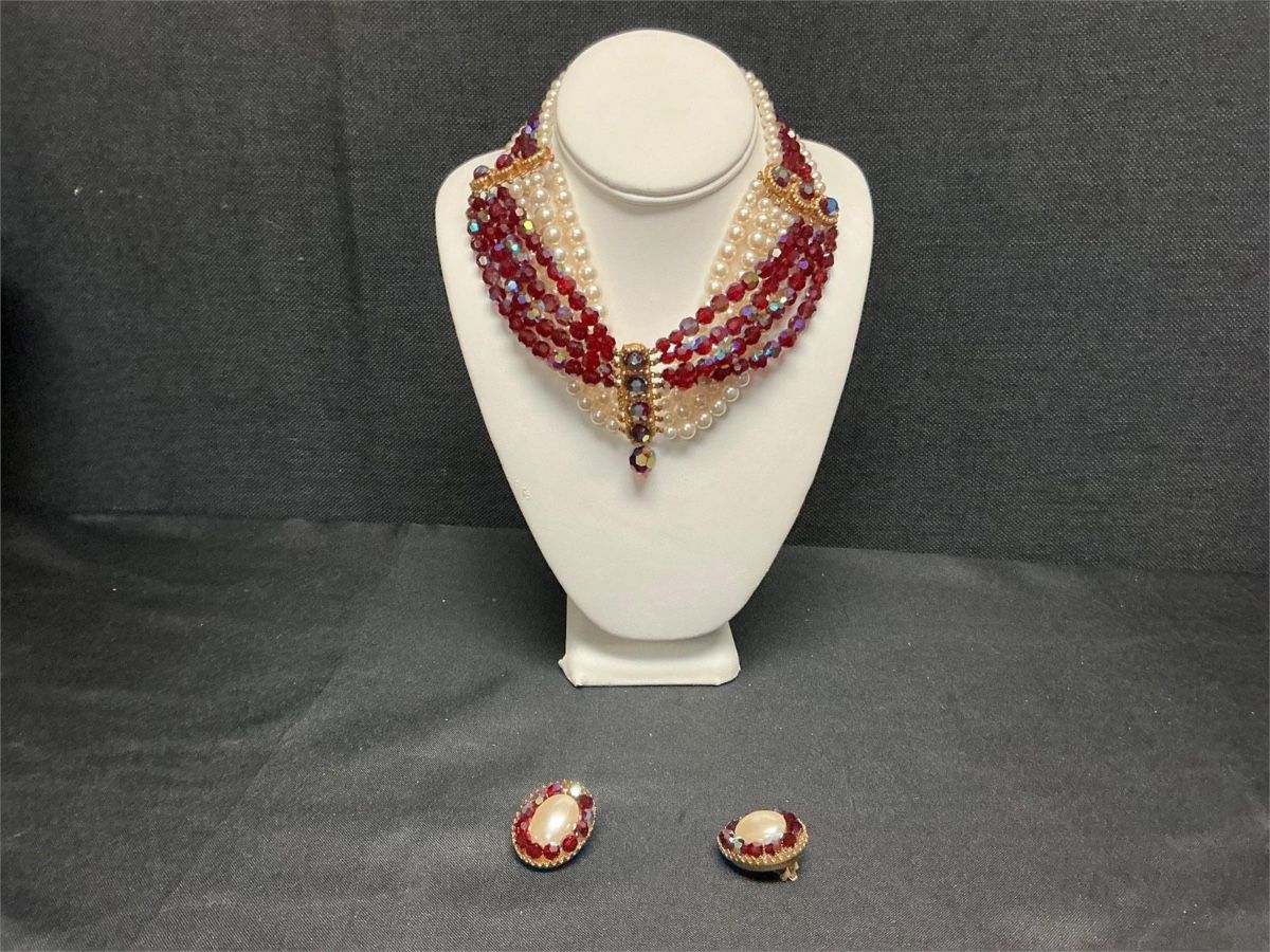 Lot # : 6 - Vintage Richelieu Choker & Clip-On Earrings