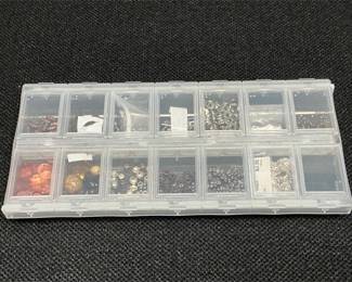 Lot # : 83 - Braille Weekly Pillbox w/ Beading Supplies