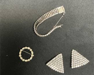 Lot # : 21 - Vintage Silver Toned Rhinestone Jewelry