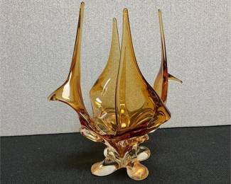 Lot # : 113 - Vintage Chalet Canada Art Glass Centerpiece