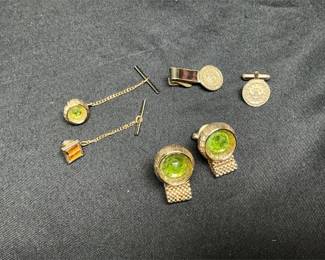 Lot # : 15 - Vintage SWANK Cufflinks & Tie Tacks