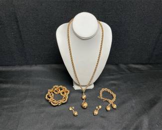 Lot # : 7 - Vintage Bartek + CAMROSE & KROSS Bracelets