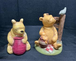 Lot # : 50 - Two Winnie the Pooh Piggy Banks