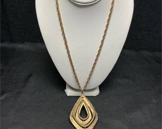 Lot # : 16 - Vintage Napier Clip-on Earrings & Unser Necklace