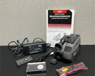 Lot # : 232 - JVC Compact VHS Camcorder