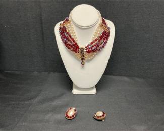 Lot # : 6 - Vintage Richelieu Choker & Clip-On Earrings