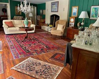 Wonderful Oriental Carpets and Traditional Furniture