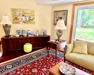 Wonderful Porcelain, SideTable and Lamps
