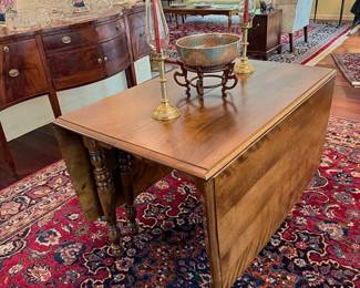 Drop Leaf Dining Table with 2 Leaves and Custom Pads