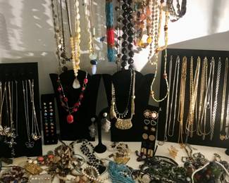 everything in this room is ten dollars each