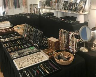 everything in this room is ten dollars each