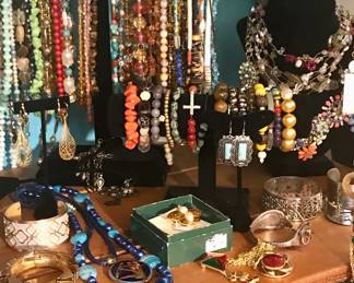 vintage costume jewelry