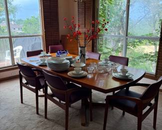 Dyrlund Dining Table - this is really backlit so I will take a better pic