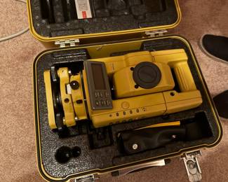 GTS 3020 Surveying Station