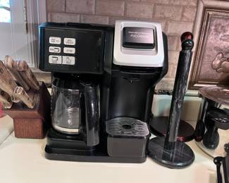 Keurig coffee maker with regular coffee pot