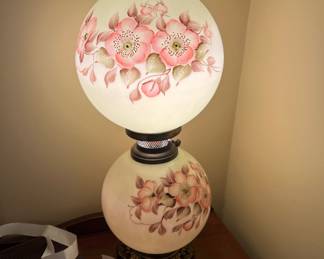 Gone with the wind style lamp