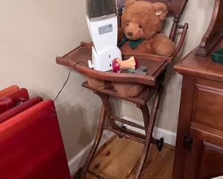 Anti-high chair