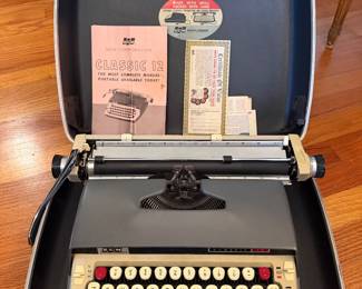 Antique Smith Corona Typewriter 