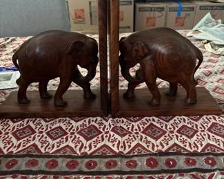 SAT448 - Vintage Hand-Carved Wooden Elephant Bookends