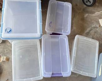 SAT363 - Plastic Containers