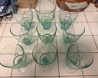 SAT114 - William Sonoma Dining | Vert Glassware