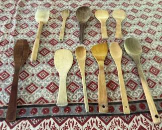 SAT168 - 11 piece Vintage Wooden Spoon Collection