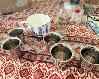 SAT541 - Bundle of Cups