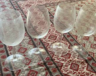 SAT211 - Set Of Four Crystal Wine Glasses