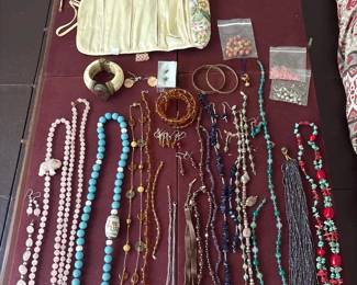 SAT545 - Costume Jewelry