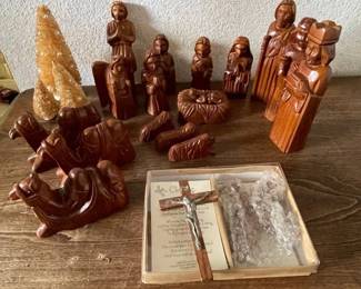 SAT245 - Vintage Hand-Carved Wooden Nativity Set