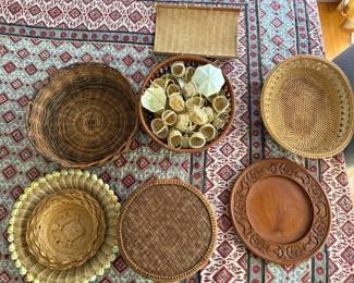SAT171 - Woven Baskets And Trays