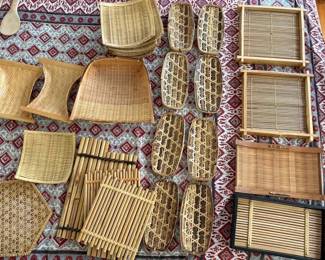SAT170 - Assorted Wood And Thatch Items