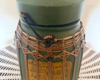 SAT025 - Burmese or Northern Thai bamboo rice seed basket