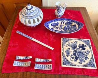SAT078 - Bundle of Chinese porcelain Dishes