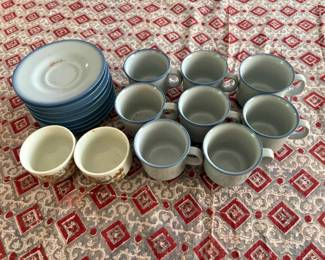 SAT286 - Tea And Plates Set, 2 Japanese Tea Cups