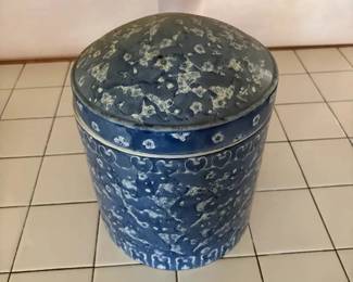 SAT136 - Porcelain Storage Container