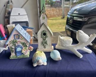 SAT518 - Whimsical Vintage Ceramic & Shabby Chic Decor Box Lot
