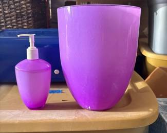 SAT530 - Trash Bin & Soap Dispenser