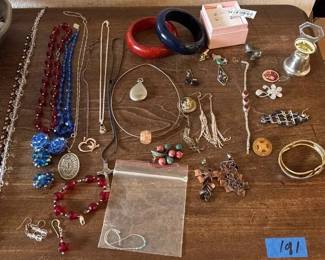 SAT495 - Costume Jewelry
