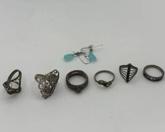 SAT555 - Collection of Silver Rings and Earrings