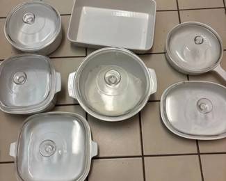 SAT207 - Vintage Corning Ware Dishes