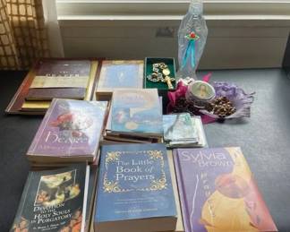 SAT463 - Lady Of Lourdes, Rosaries, Prayer Books Bundle